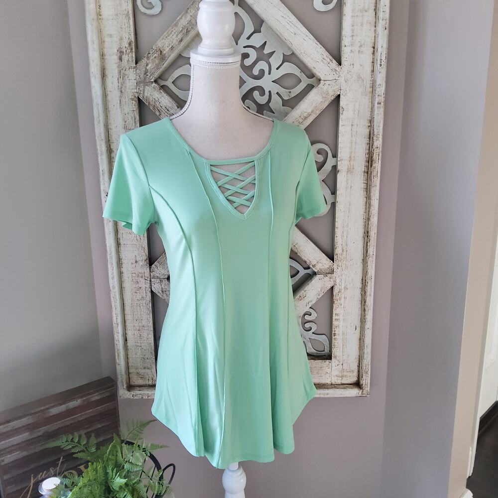 Sami & Jo Women's Short Sleeve Criss Cross V-Neck Seam Detail Top Summer Green